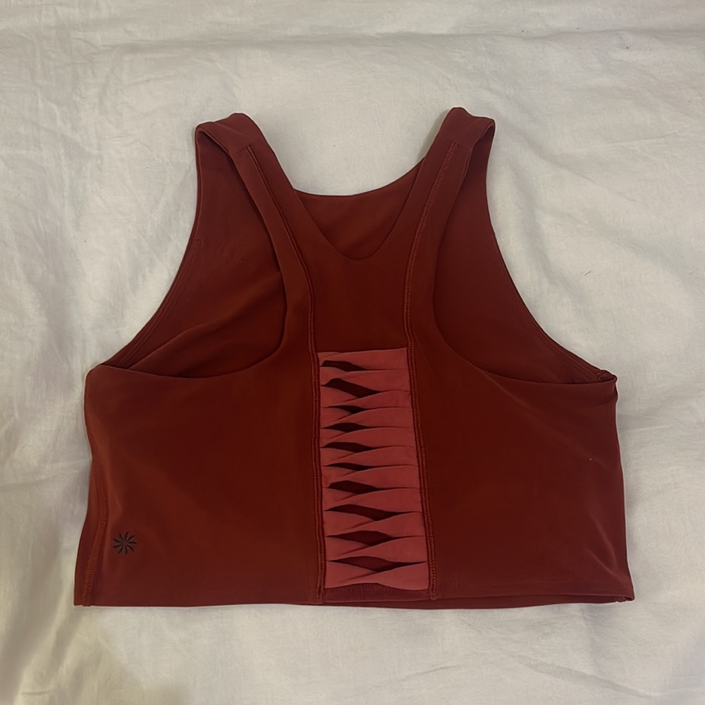 Athleta cropped Workout Top - Picture 2 of 3